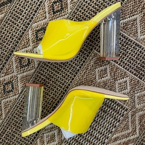 Cape Robbin Shoes - CAPE ROBBIN Yellow Lucite Heels Size 8.5 New Without Tags
